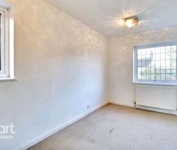 3 bedroom detached house to rent - Photo 4