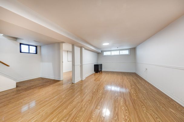 For Lease - 705 Sunnypoint Drive Unit# Bsmt, Newmarket, Ontario - Photo 1