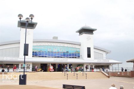 1 bedroom in a house share to rent - Photo 4