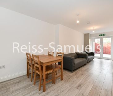 6 bedroom terraced house to rent - Photo 3