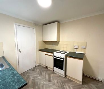 Ground floor flat, St. Catherines Avenue, Doncaster - Photo 4