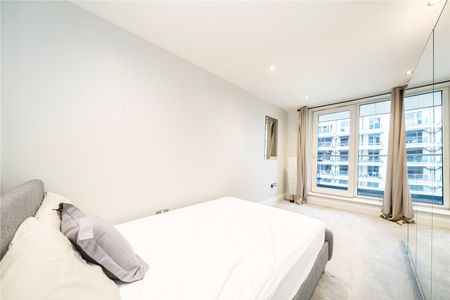 Lensbury Avenue, Fulham, SW6, London - Photo 2