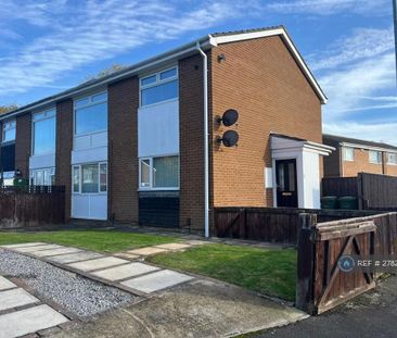 2 bedroom flat to rent - Photo 1