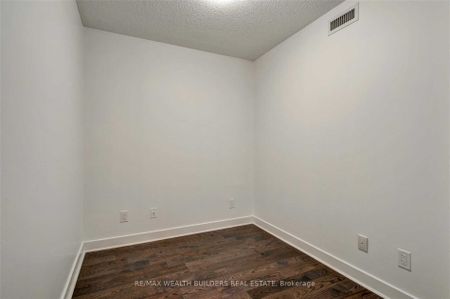 For Lease - 320 Richmond Street Unit# 514, Toronto, Ontario - Photo 4