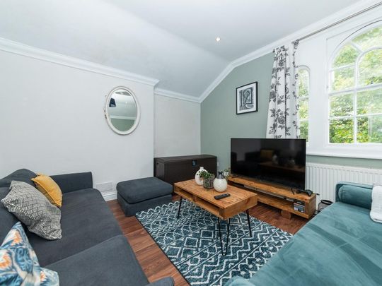 2 bedroom flat to rent - Photo 1
