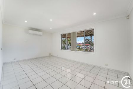 Family Home in Prime Location - Photo 4