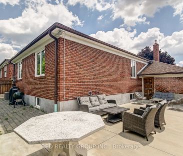 62 Letchworth Crescent , - Photo 3