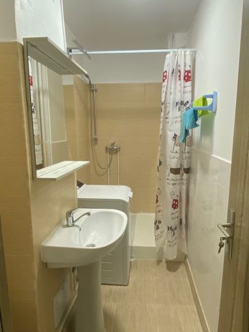 Garsoniera Prundu depou, mobilata si utilata, 1000 ron - Fotografie 2