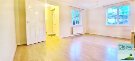 2 bed terraced house to rent in Bluebell Court, Bishops Cleeve, GL52 - Photo 2