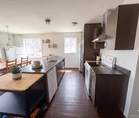 1 room apartment of 110m² in Sherbrooke - Photo 1