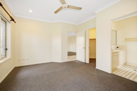 2 Chatsworth Crescent ANNANDALE - Photo 4