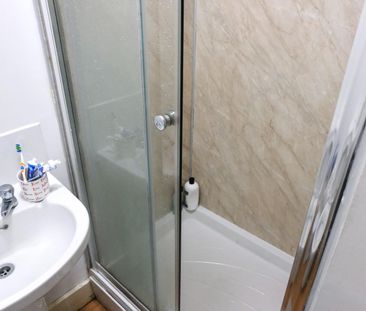 Lisson Grove, Plymouth - Photo 4