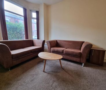 5 bedroom terraced house to rent - Photo 1