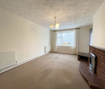 2 Bedroom Flat - Photo 2