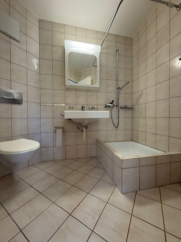 Gemütliche Wohnung mit Sitzplatz - Foto 5