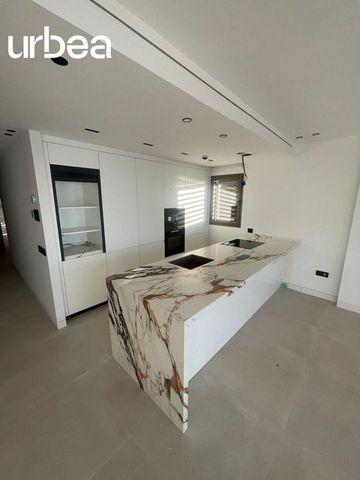 4 room luxury House for rent in Málaga, Andalusia - Photo 2