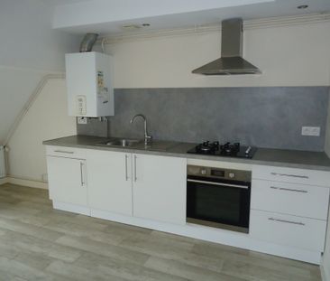 Location Appartement 3 pièces 84m² NEVERS 58000 - Photo 5