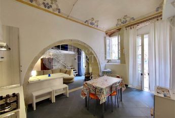 Appartamento sul lungo mare di levante