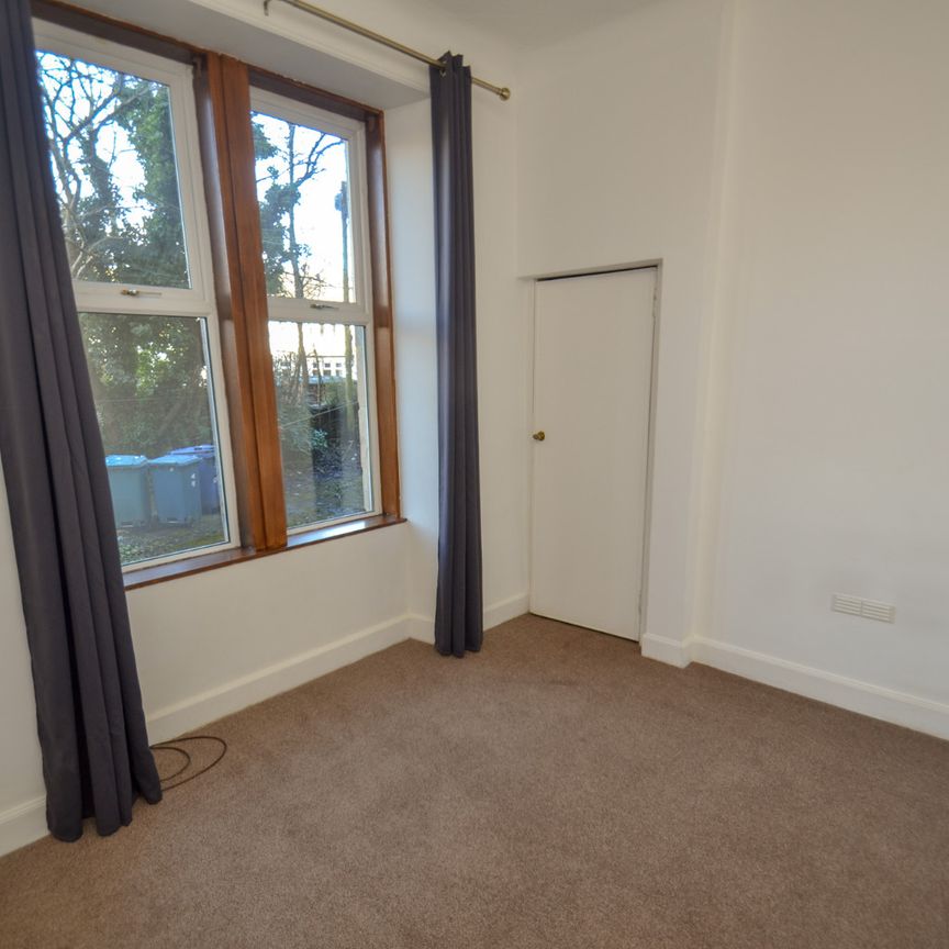 1 bed flat to rent in Waverley Gardens, Glasgow, G41 - Photo 1