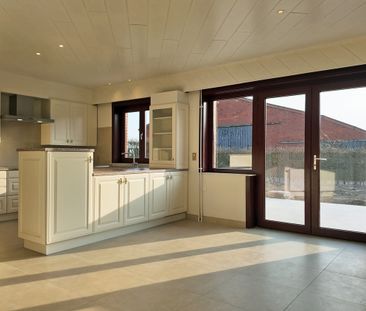 Ruime alleenstaande woning in fermettestijl op landelijke ligging t... - Foto 2