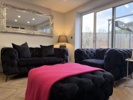 3 bedroom property to rent - Photo 1