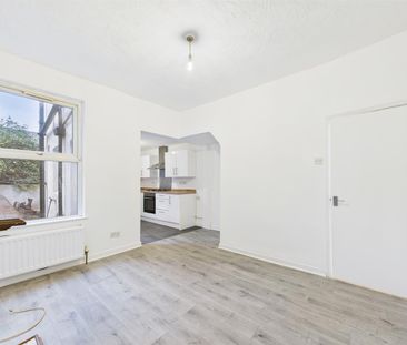 Eldon Road, Birkenhead, 3 bedroom, House - Mid Terrace - Photo 5