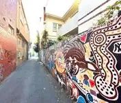 “GROUND FLOOR ONE BEDROOM APARTMENT IN THE HEART OF ST KILDA! I HAV... - Photo 1