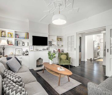 Refined Art Deco with Water Views. Two Bedroom Plus Study! - Photo 2