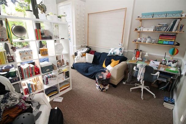 4 bedroom property to rent - Photo 1