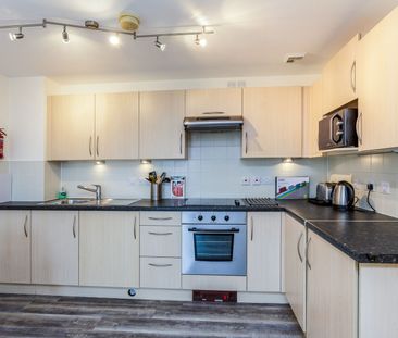 2 bedroom apartment to rent The Roundhouse, Gunwharf Quays, Portsmo... - Photo 2