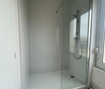 Location Appartement 3 pièces 72m² - Photo 3