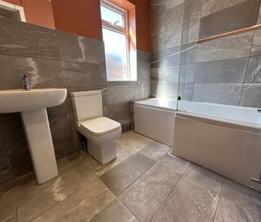 2 Bedroom Terraced To Let - Photo 1