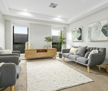 Stylish & Spacious Residence Offering Modern Comfort - Photo 2