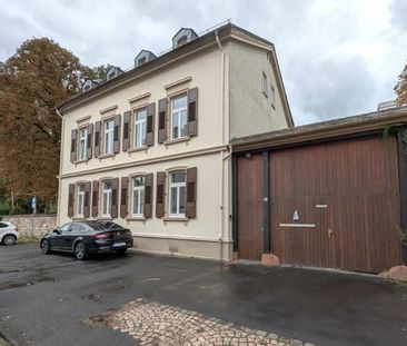 +++ ...UND DEN SCHLOSSPARK ALS "NACHBARN" +++ Topsanierte 4-Zi-Wohnung in wunderschöner Lage - Foto 4