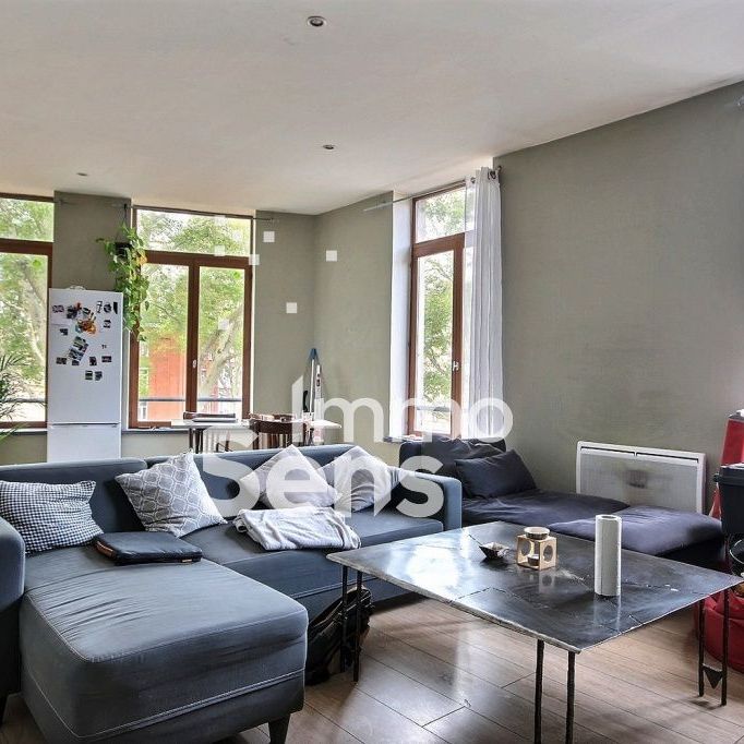 Location appartement - Lille République / Saint Michel - Photo 1