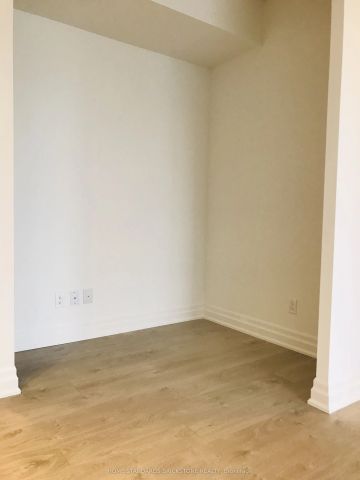 8 Rouge Valley Drive W #804b - Photo 3