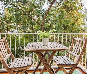 Carrer del Consell de Cent, Barcelona, Catalonia 08013 - Photo 3