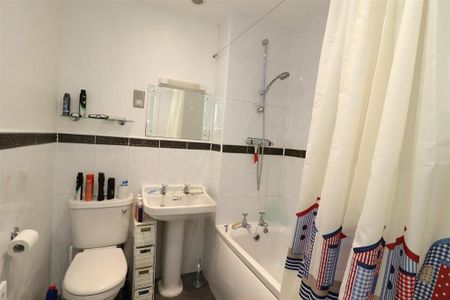 2 bedroom bungalow to rent - Photo 5