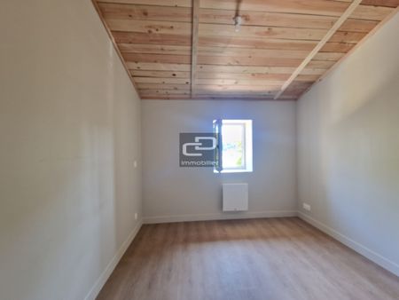 Location Appartement 3 pièces 48m² COUZON AU MONT D OR 69270 - Photo 2