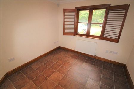 4 bedroom bungalow to rent - Photo 4