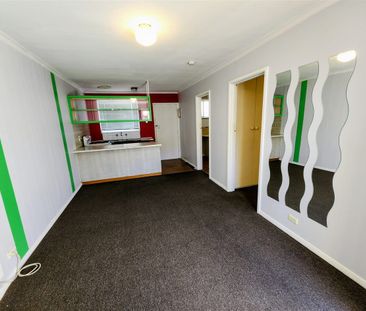 Comfortable Living in the Heart of Geelong West - Photo 5