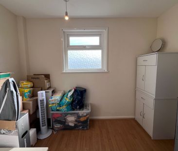 Eastfields - Photo 5