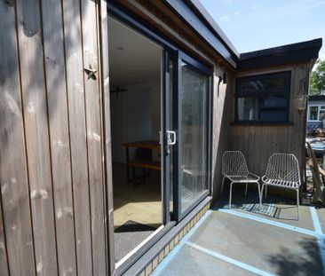 2 bedroom property to rent - Photo 4