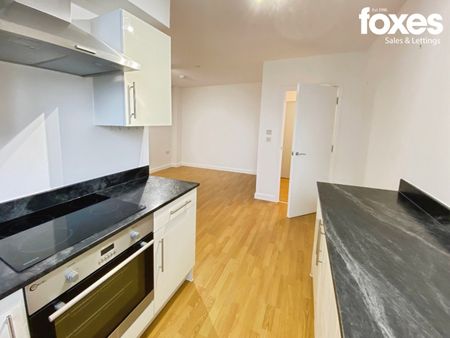 1 bed flat to rent in The Chocolate Box, 8-10 Christchurch Road, Bournemouth, Dorset, BH1 3NA - Photo 4