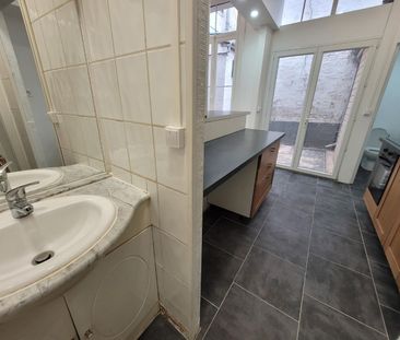 Location Appartement 2 pièces 38m² ST OMER 62500 - Photo 2