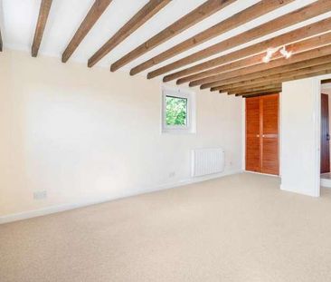 Greenvale Oast, Browns Lane, Cross In Hand, East Sussex, TN21 - Photo 3