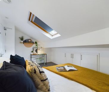 1 bedroom in a house share to rent - Photo 1