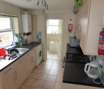 4 bedroom house share to rent - Photo 2