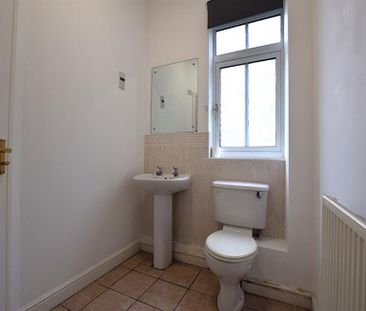 2 Bedroom Apartment To Let - Photo 6