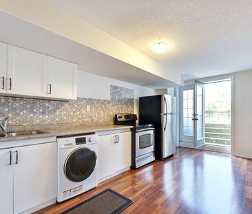 For Lease - 108 Golden Springs Drive, Brampton, Ontario - Photo 4